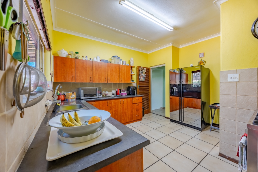 4 Bedroom Property for Sale in Oakdale Western Cape